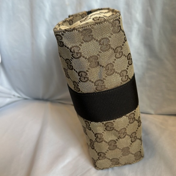 EUC: Authentic Vintage Gucci Clutch bag: Chain not included. No call outs:clean - Picture 5 of 8